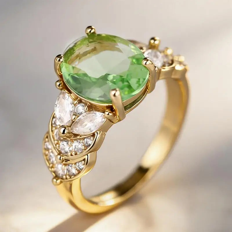 Huitan Women Gold Color Ring Luxury Accessories Inlaid Bright Green Cubic Zirconia Fashion Wedding Engagement Lady Jewelry Gift