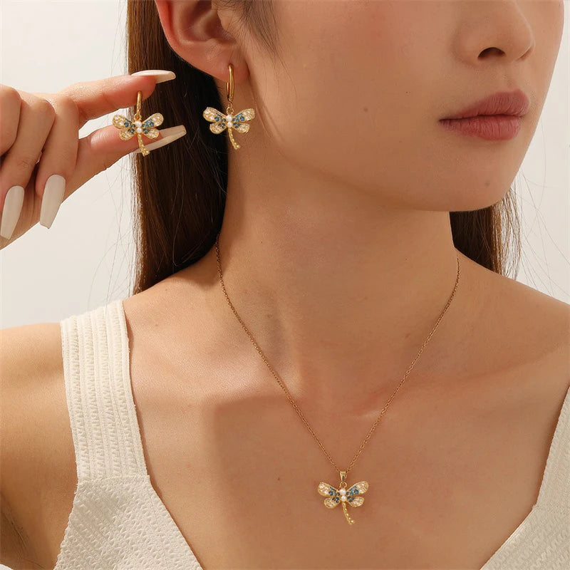 EILIECK Women's Cute Trendy Dragonfly Pendant Necklace 18K Gold-plated Stainless Steel Neck Chain Daily Water-resistant Jewelry