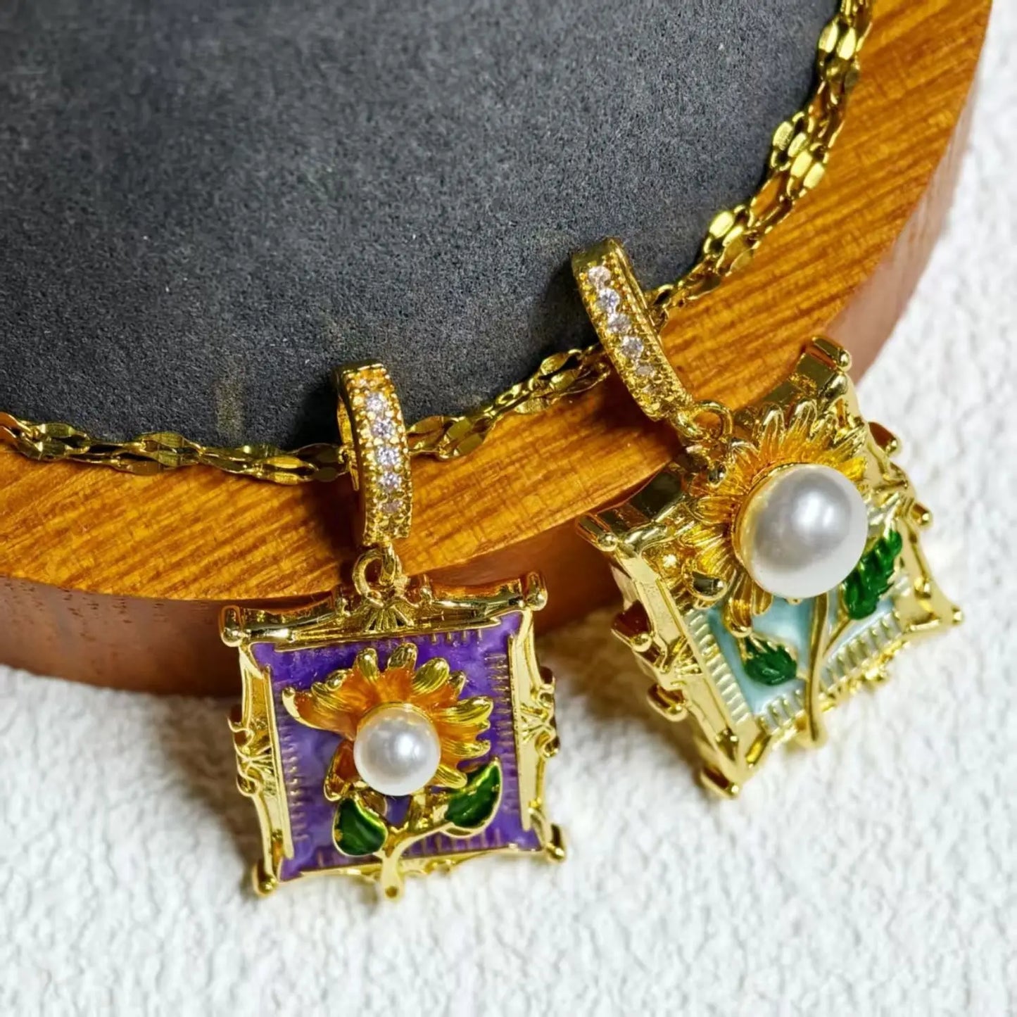 Monet Garden Sunflower Enamel Necklace Earring Set with Ancient Style, High Grade, Fashion Style, Clavicle Stainless Steel
