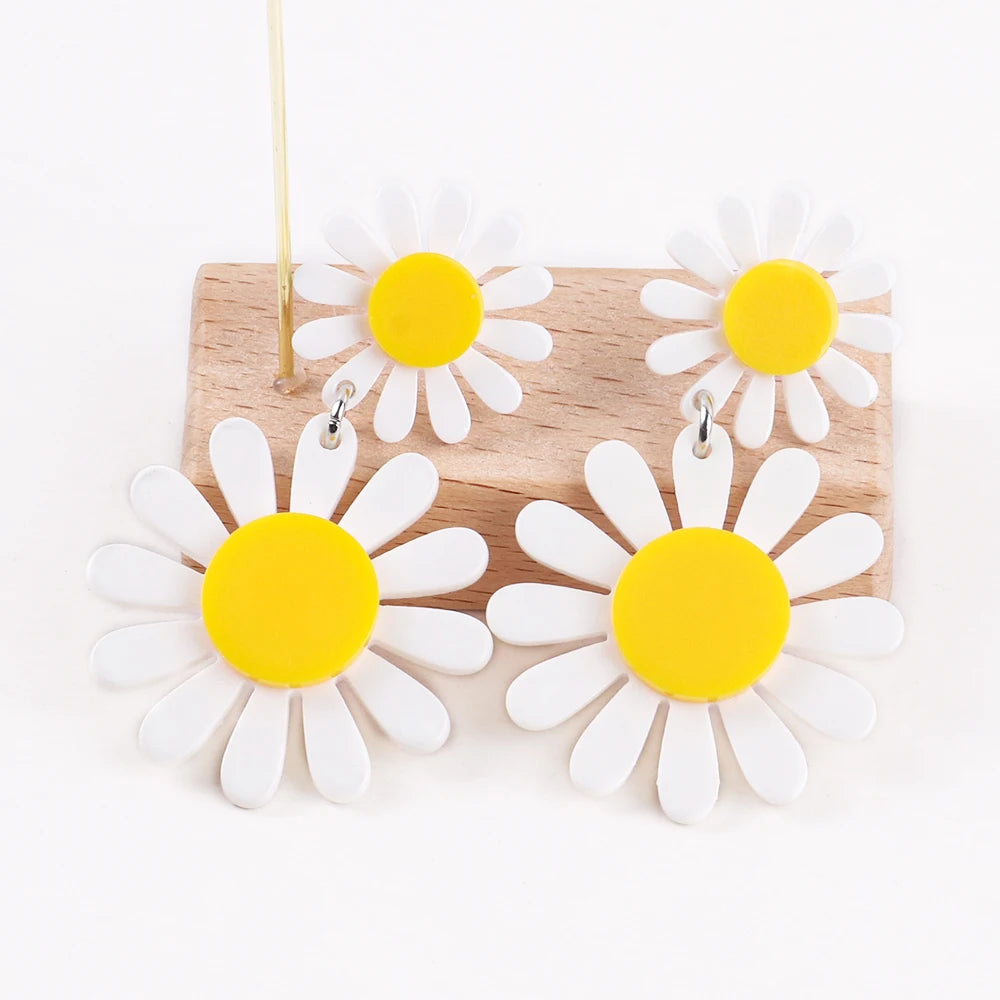 FishSheep Korean Cute Acrylic Flower Earrings for Women Trendy Geometric Daisy Pendant Drop Earrings 2022 Fashion Jewelry Gifts