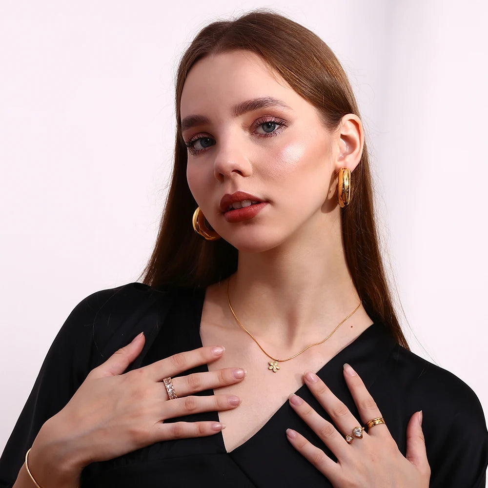 E.B.belle Asymmetric Opening Water Droplets Stars Zircon Ring 18K Gold Plated Women's Rings 316L Stainless Steel Accessories