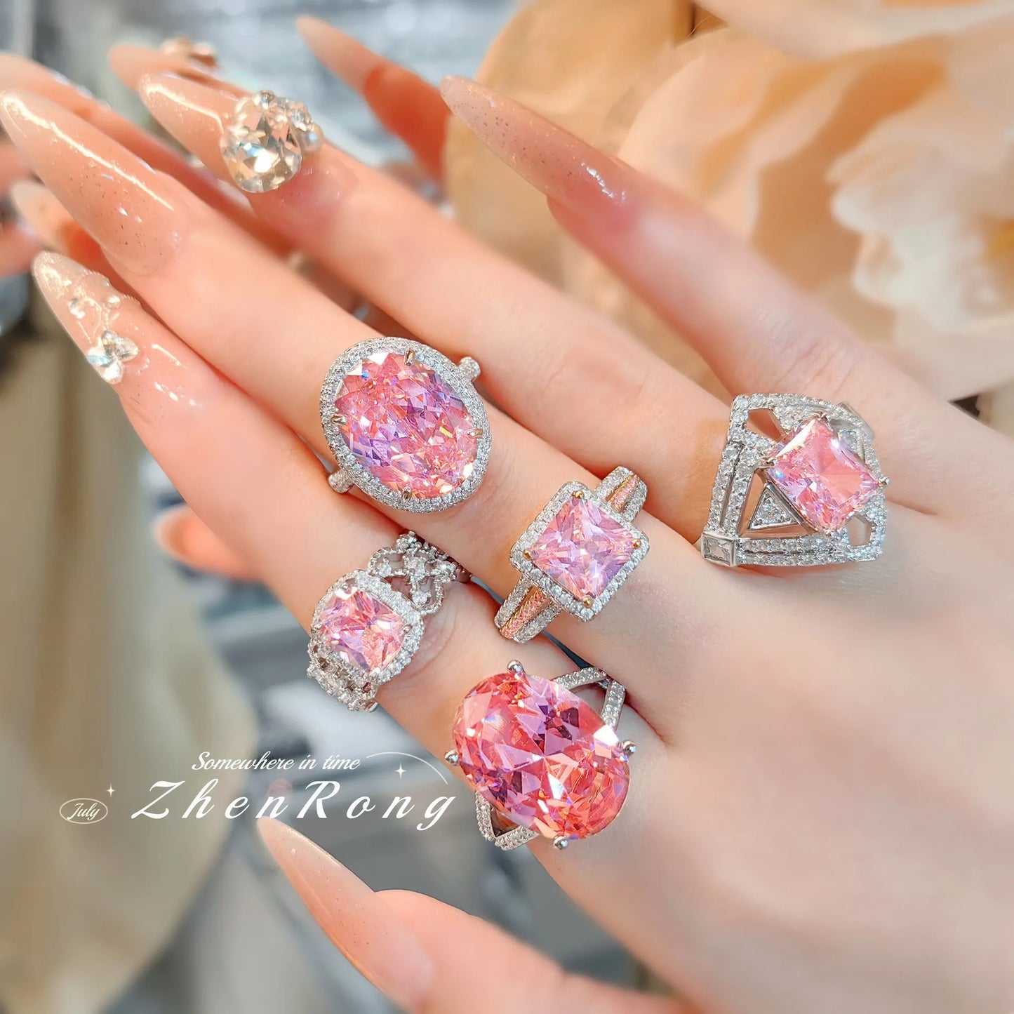 925 Silver Fashion Inlaid Zircon Engagement Ring Pink Crystal Women Shiny Zircon Jewelry Geometry Pink Women's Ring