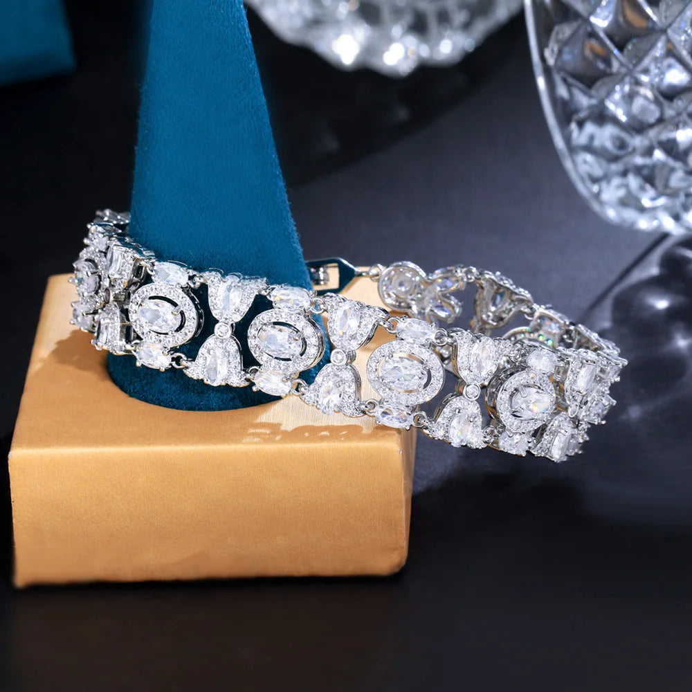 ThreeGraces High Quality Light Blue Cubic Zirconia Silver Color Elegant Link Chain Bridal Bracelet for Women Party Jewelry BR310