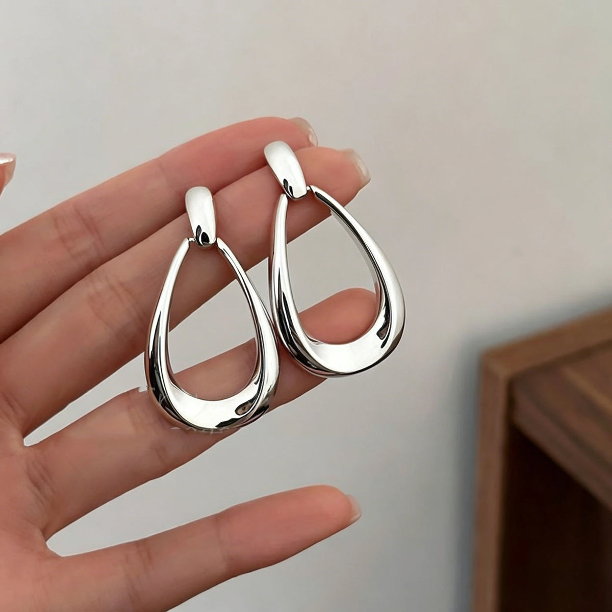 Stainless Steel Shiny Square Cubic Zirconia Huggie Hoop Earrings for Women Fashion Dangle Drop Earrings Trendy Jewelry Gifts