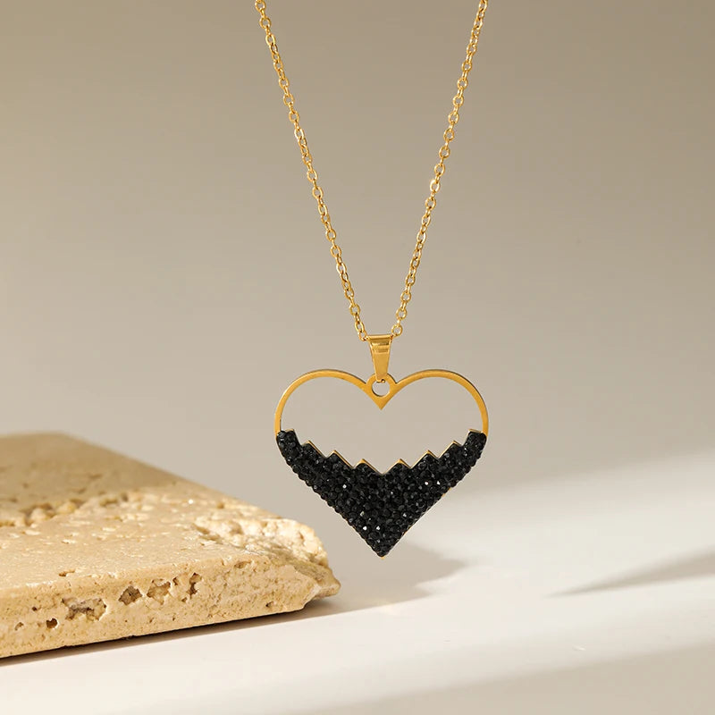 EILIECK 316L Stainless Steel Creative Sparkling Black Heart Pendant Necklace For Women Fashion Neck Chain Waterproof Jewelry