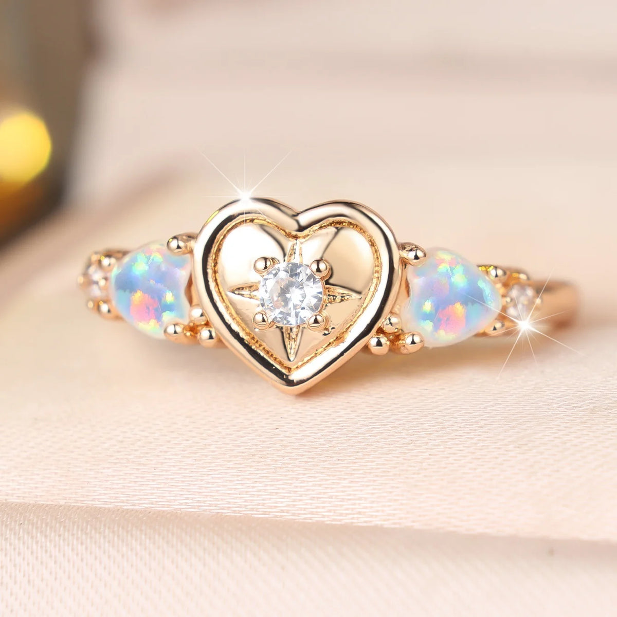 Small Heart Charm Femal White Opal Round Ring Gold Color Wedding Jewelry For Women