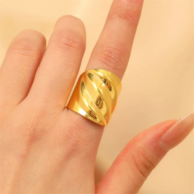 EILIECK  316L Stainless Steel New Design Dragonfly Ring Jewelry Women 18 K Plated Metal Texture Gold Color Ring Accessories