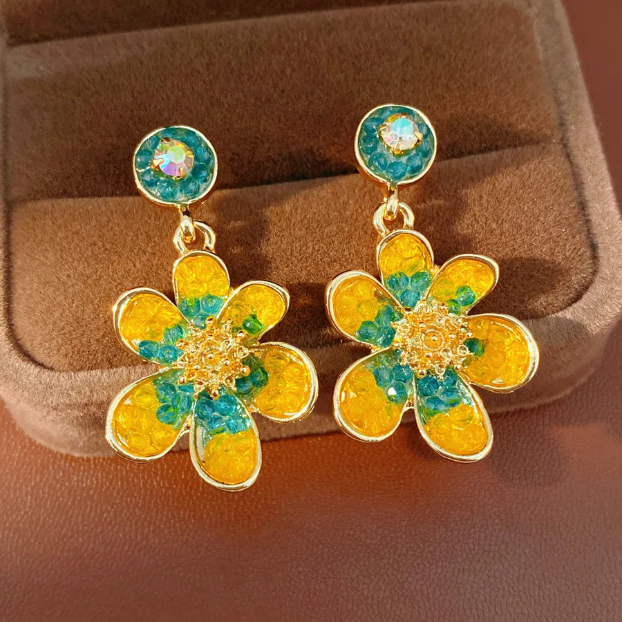 Vintage Silver Needle Rhinestone Flower Round Earrings Light Luxury Retro Exquisite Stud Ear Jewelry For Women