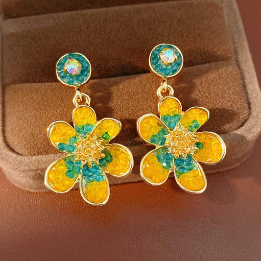 Vintage Silver Needle Rhinestone Flower Round Earrings Light Luxury Retro Exquisite Stud Ear Jewelry For Women