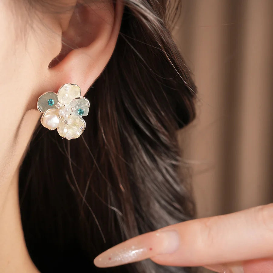Iridescent Glass Beads Zircon Flower Stud Earrings Pastel Floral Imitation Pearl Earrings for Women Fairy Dating Daily Jewelry N