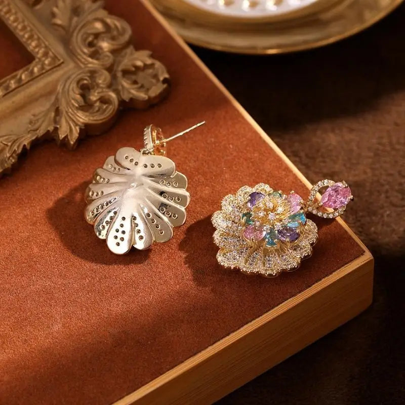 Fashionable zircon blue flower earrings, French style light luxury high-end earrings, elegant temperament, personalized earrings