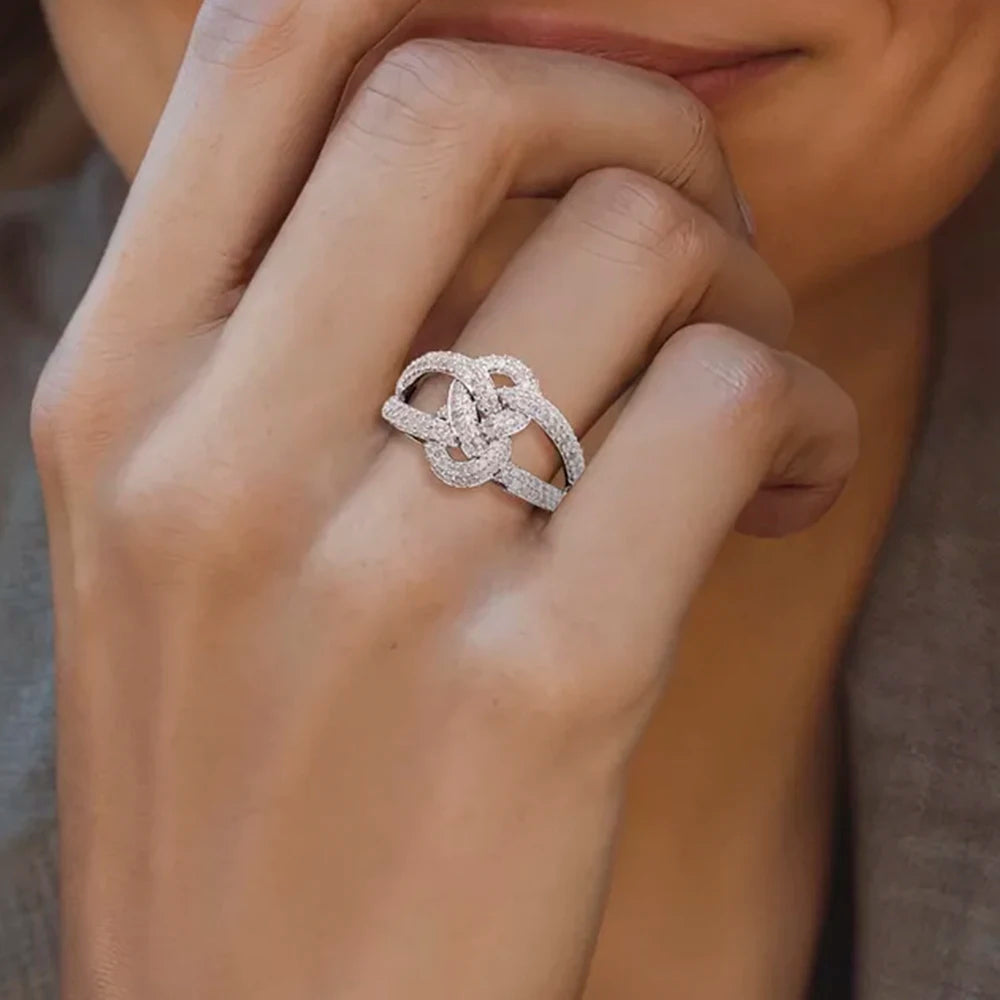 Personalized And Creative All-diamond White Zircon Ring For Women 925 Silver Party Birthday And Wedding Gift Wholesale