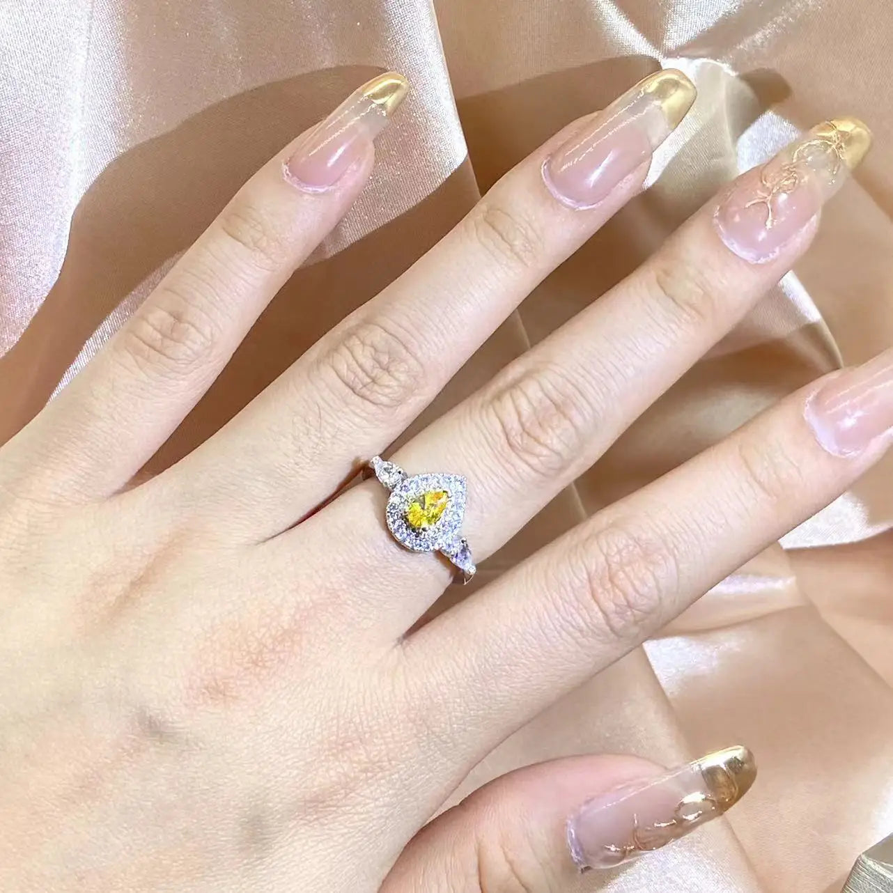 Classic Water Drop Yellow Zirconia Full Diamond Sparkle Ring Women Party Wedding 925 Stamp Fashion Jewelry Ladies Gift