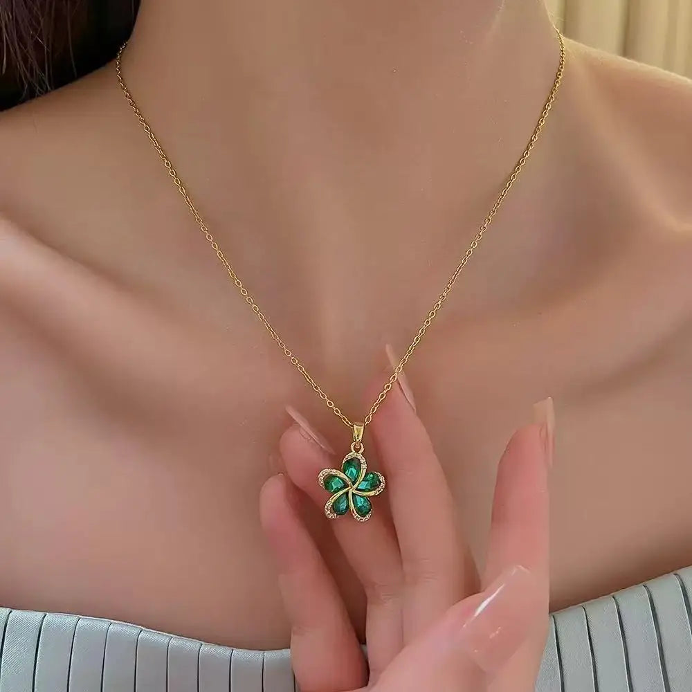 EILIECK 316L Stainless Steel Fashion Chic Cubic Zirconia Flower Pendant Necklace Tarnish Resistant Stylish Neck Chain Jewelry