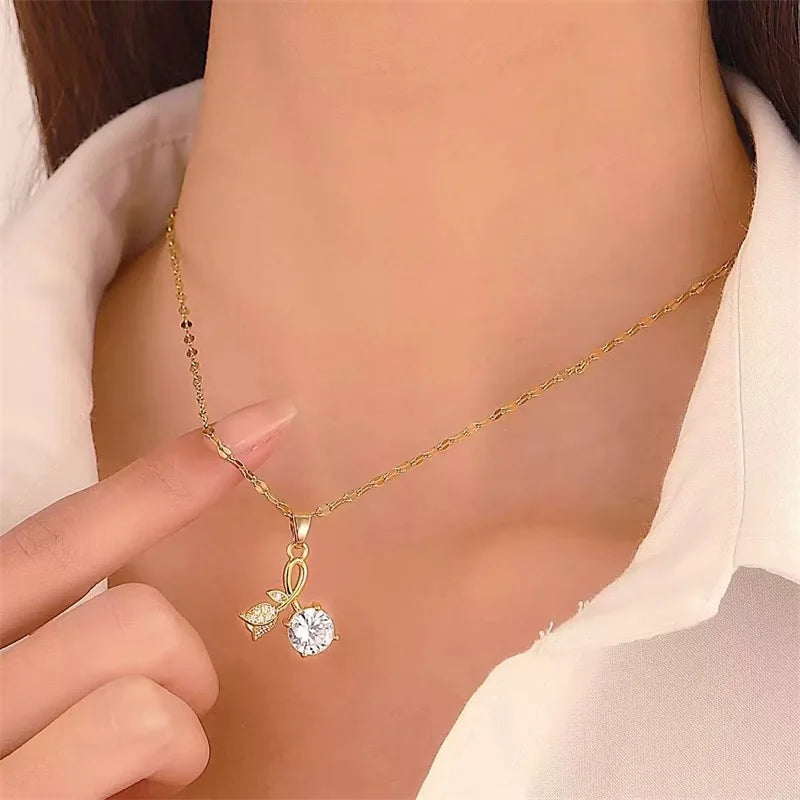 EILIECK 316L Stainless Steel Fashion Chic Cubic Zirconia Flower Pendant Necklace Tarnish Resistant Stylish Neck Chain Jewelry