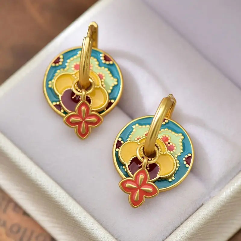 Vintage Butterfly Shaped Earrings, Exquisite and Compact, Vintage Cute Short Style Ins, New Chinese Style Earrings, Give as a Gi