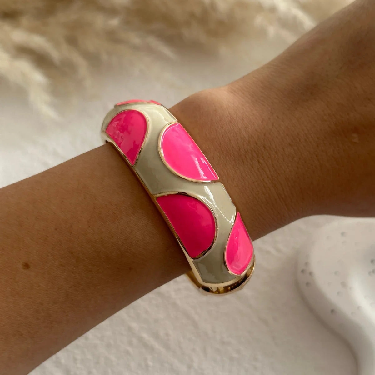 KMVEXO Dopamine Color Blocked Bangles Creative Design Fashionable Temperament Drip Oil Imitate Enamel Bracelet Women Jewelry