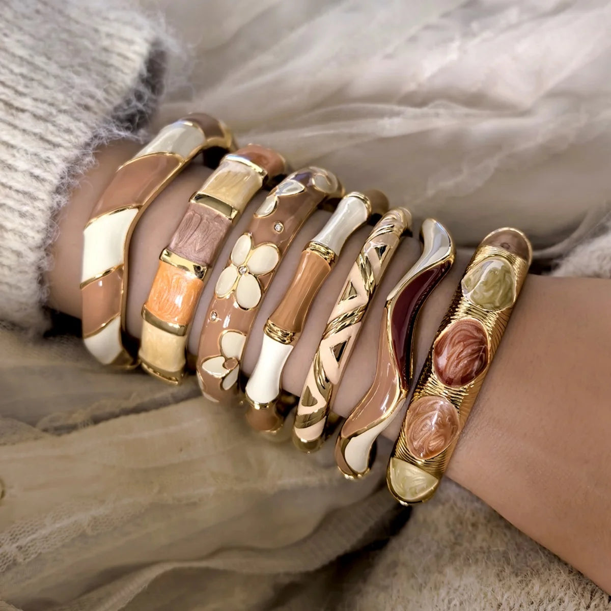 KMVEXO 7 Style Boho Beige Coffee Enamel Irregular Metal Bracelet For Women Men Punk Geometric Heart Cuff Bangle Fashion Jewelry