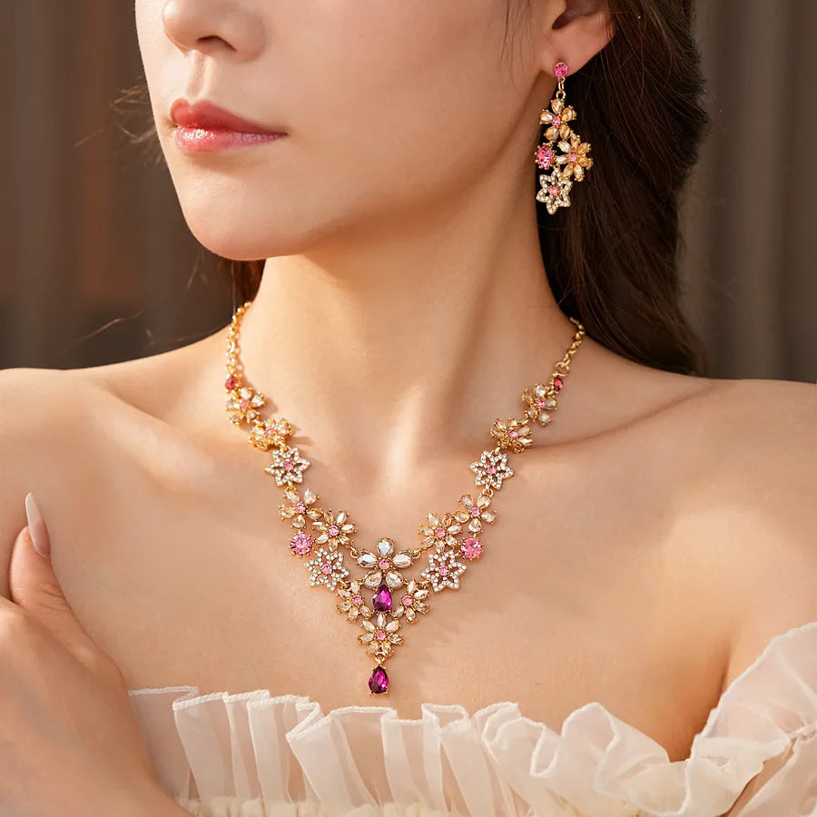Vintage Inlaid Rhinestone Flowers Snowflake Jewelry Sets for Women Retro Exquisite Versatile Light Luxury Earring Necklace Set