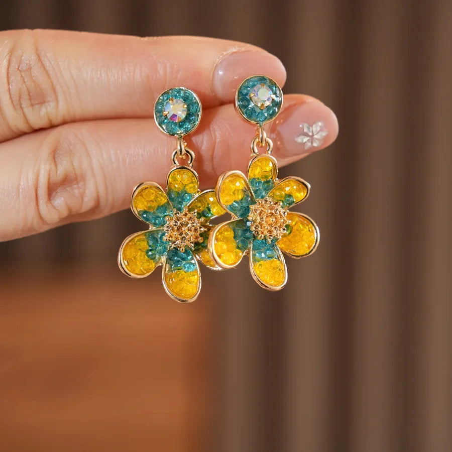 Vintage Silver Needle Rhinestone Flower Round Earrings Light Luxury Retro Exquisite Stud Ear Jewelry For Women