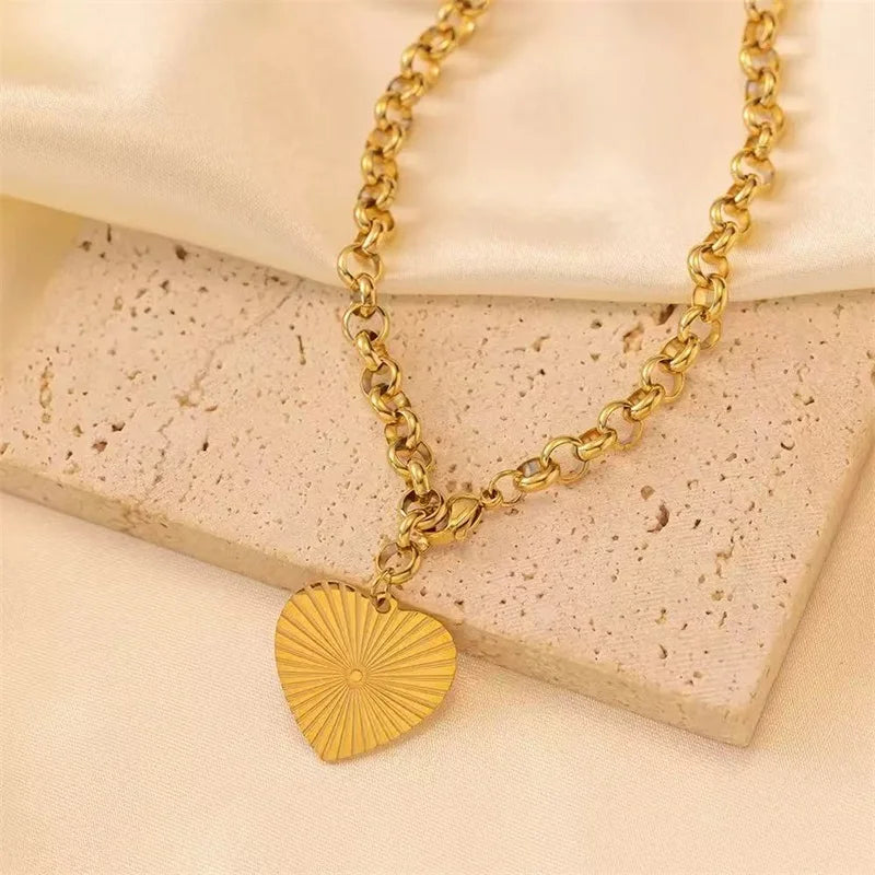 EILIECK 316L Stainless Steel Heart Love Pendant Necklace For Women Daily Wear Trendy Exquisite Charm Neck Chain Jewelry Gift