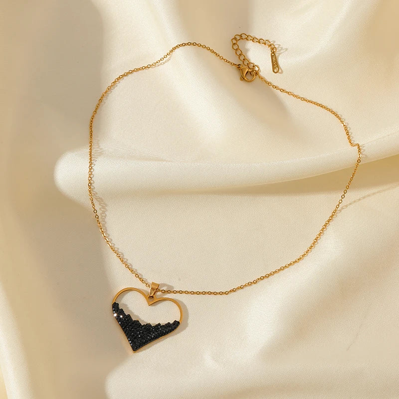 EILIECK 316L Stainless Steel Creative Sparkling Black Heart Pendant Necklace For Women Fashion Neck Chain Waterproof Jewelry