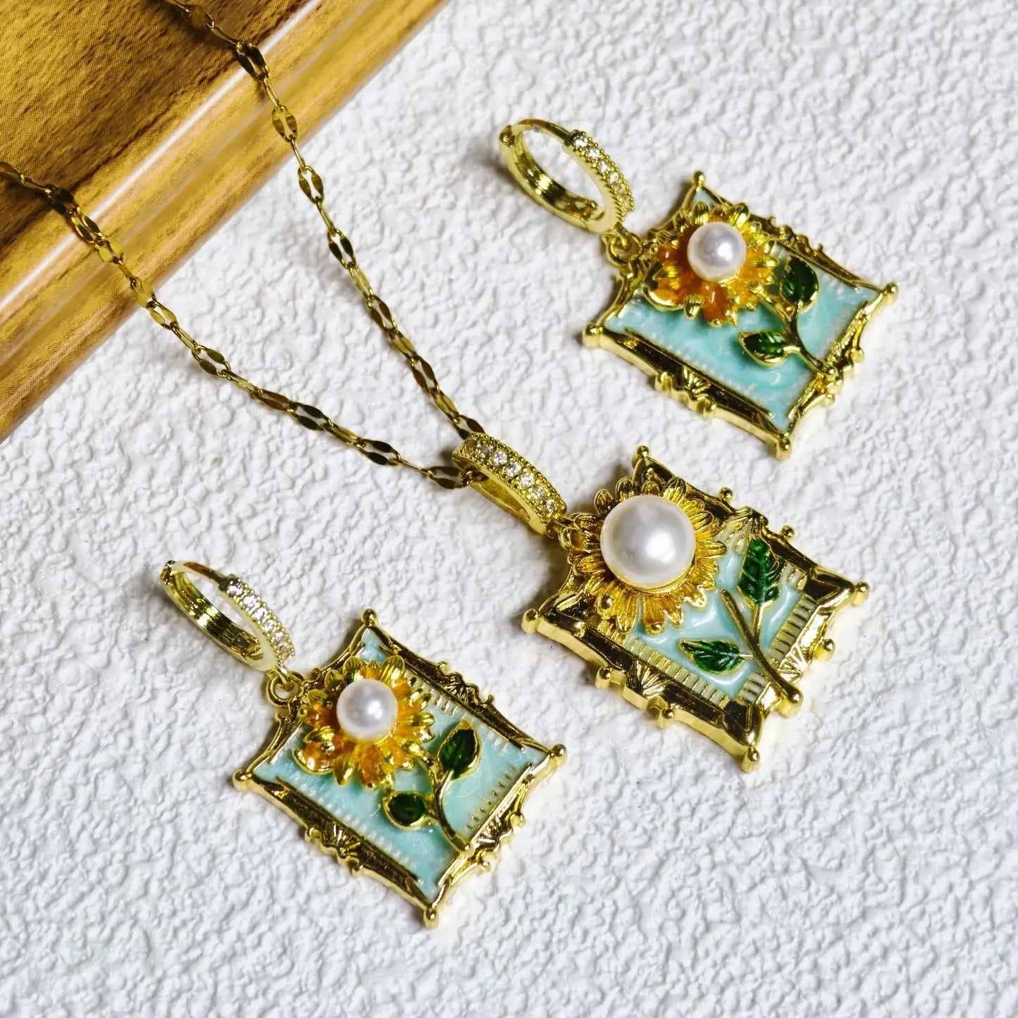 Monet Garden Sunflower Enamel Necklace Earring Set with Ancient Style, High Grade, Fashion Style, Clavicle Stainless Steel