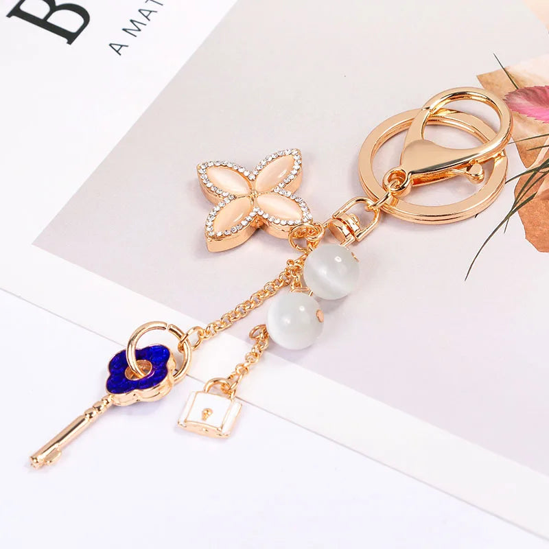EASYA Love Clover Creative Gift Key Chain Alloy Rhinestone Key Chain Bag Pendant Women Handbag Charm Car Accessories Small Gift