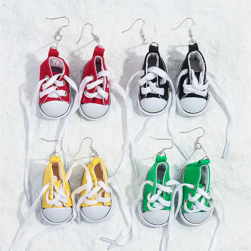 Creative 3D Canvas Shoes Pendant Earrings for Women Fashion Funny Sneaker Tennis Shoe Drop Earrings Party Jewelry Gifts