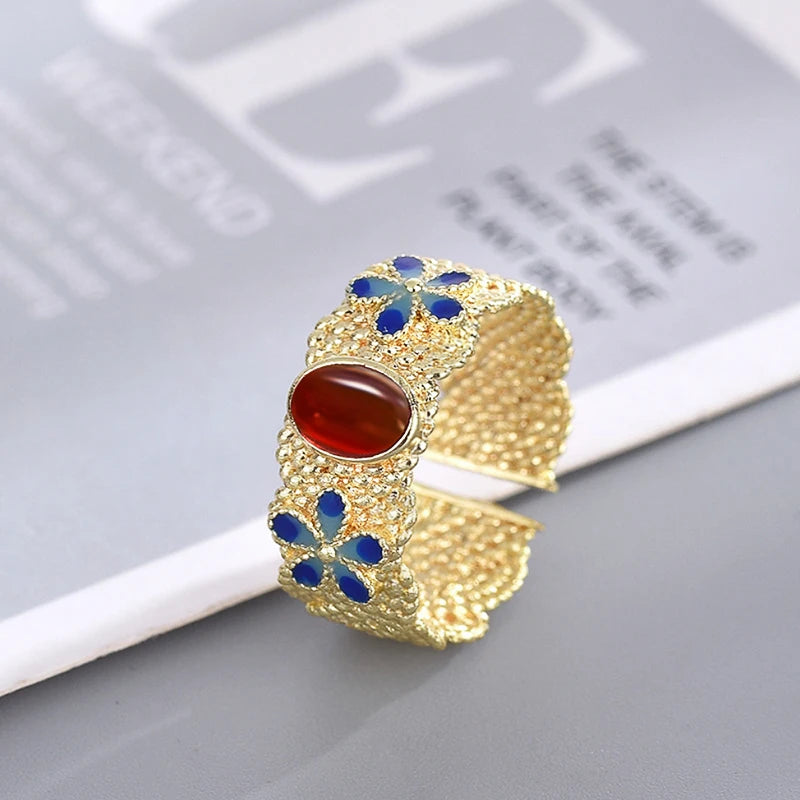 Huitan Elegant Women Opening Ring Gold Color Inlaid Shining Red Oval CZ Delicate Wedding Engagement Trendy Accessories Jewelry