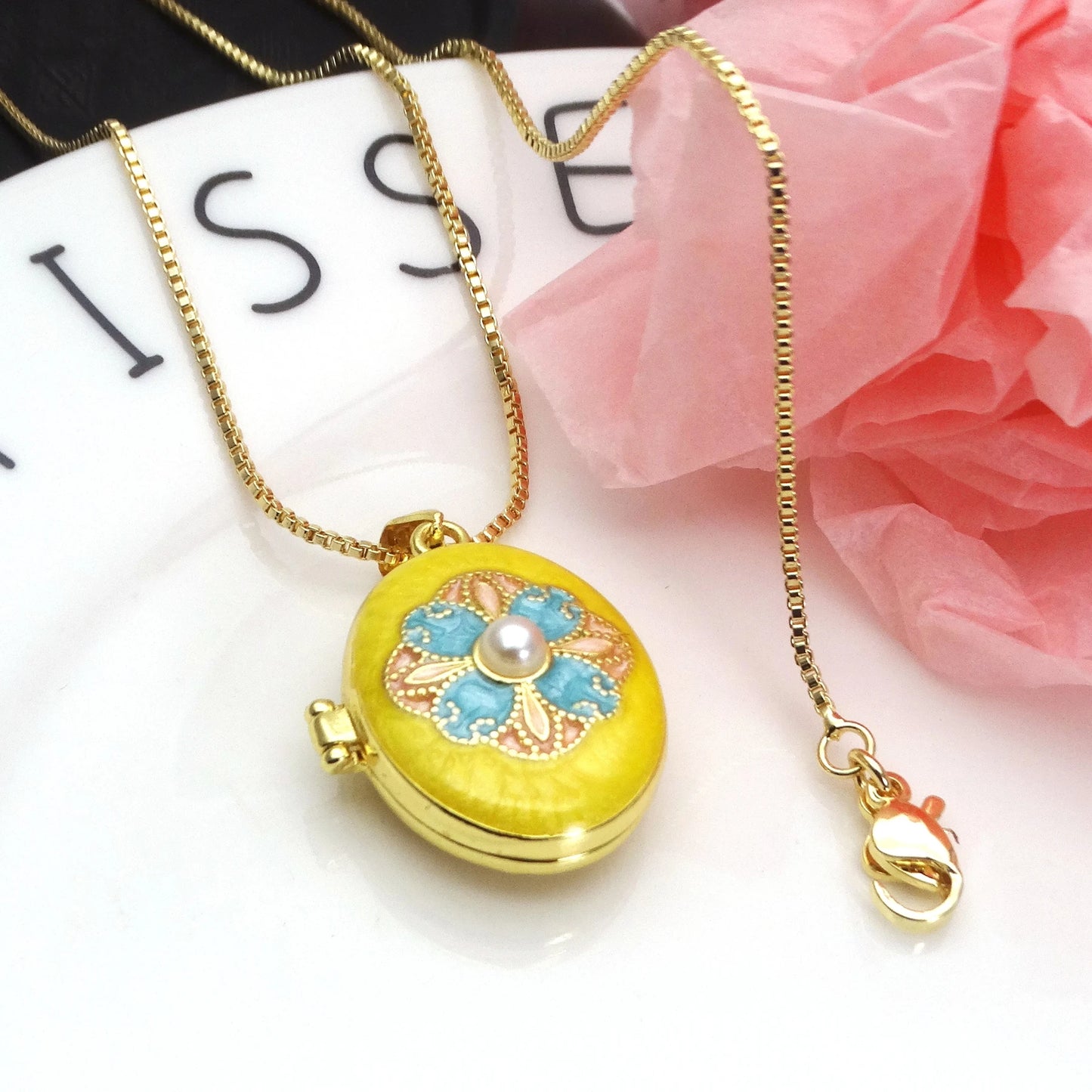 Micro Zircon oil drip photo box Pendant necklace Pearl Celtic Knot pendant necklace copper chain jewelry necklace