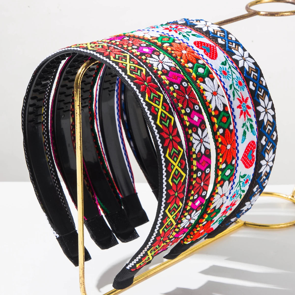 Retro Ethnic Style Embroidery Flower Love Thin Edged Headband, Personalized Light Luxury, Niche Design, Hair Accessories