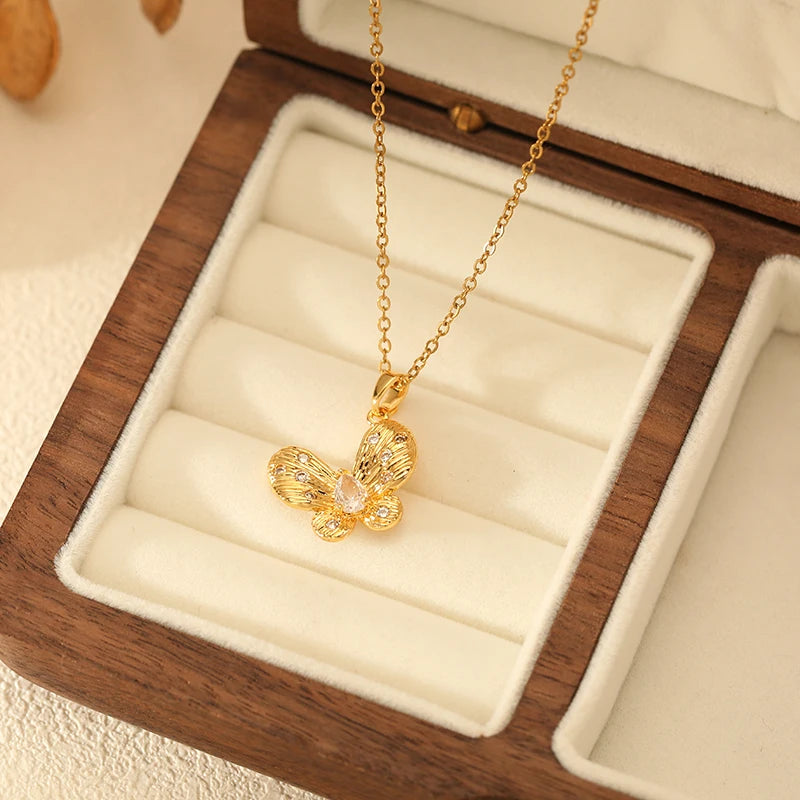 EILIECK Stainless Steel Exquisite Butterfly Zirconia Pendant Necklace For Women Fashion 18K Gold PVD Plated Daily Jewelry Gift