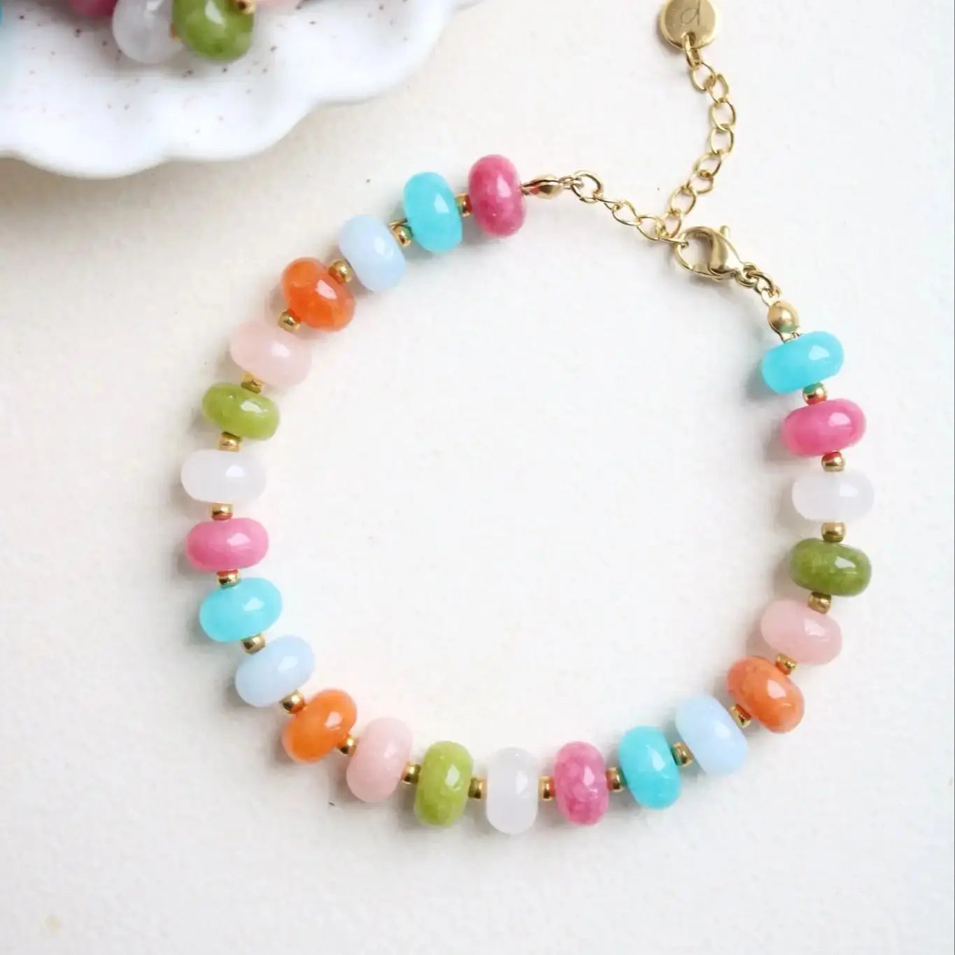 Go to Beach Natural White Small conch Bracelet Adjustable  for Women Summer coral Beads Chain Boho Chic Gift Jewelry