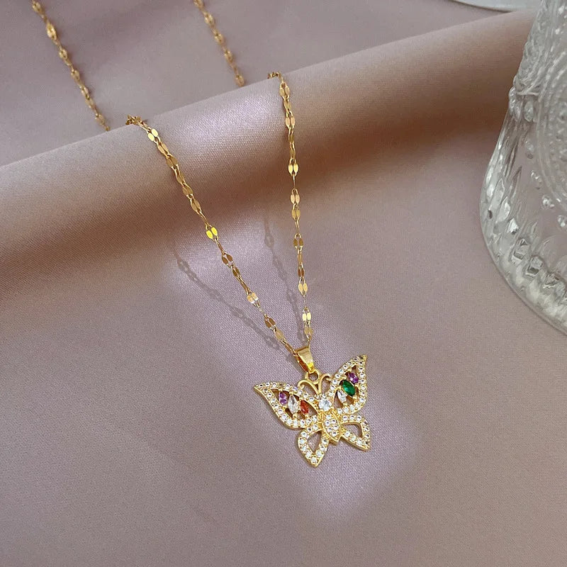 Fashion Design Lucky Butterfly Pendant Female Rhinestone Shining Statement Crystal Charm Choker Necklace for Woman Wedding Gift