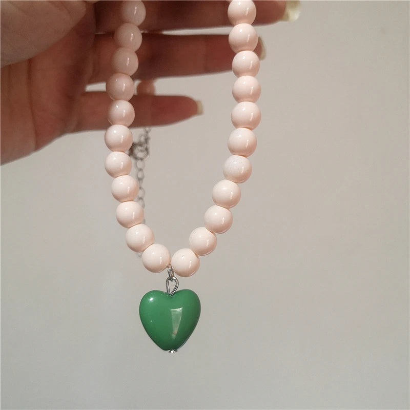 Y2K Retro Resin Pendant Necklaces Women Beaded Candy Color Heart Necklaces Exquisite Cute Daily Party Jewelry Accessories Gifts