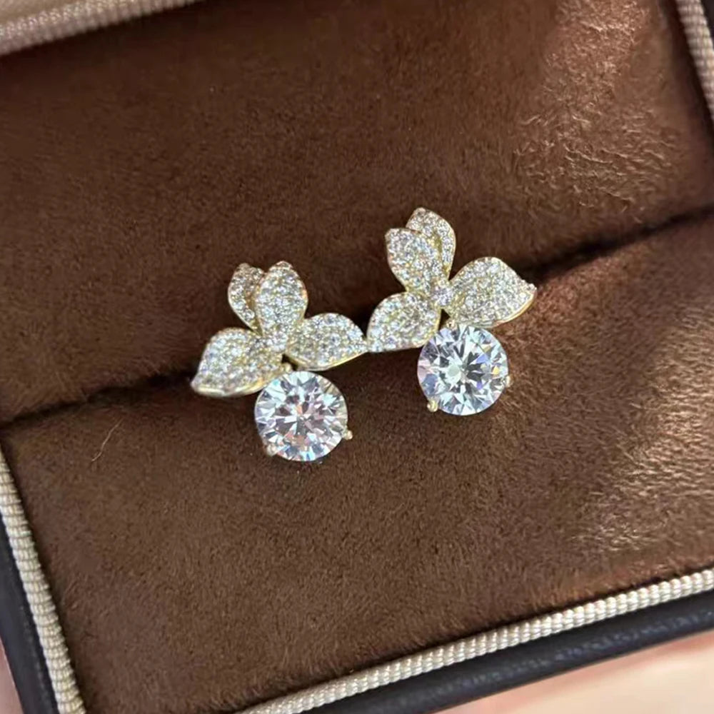 4cttw Flower Moissanite Diamond Stud Earring for Women 925 Sterling Silver Wedding Jewelry Elegant Earrings With GRA Certified