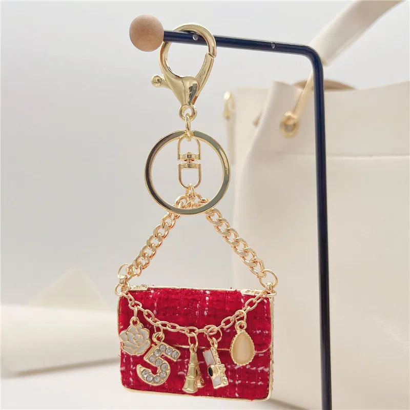 Lovely Cinderella Pumpkin Carriage Keychain Crystal Keyring Pendant Purse Bag Car Keychain