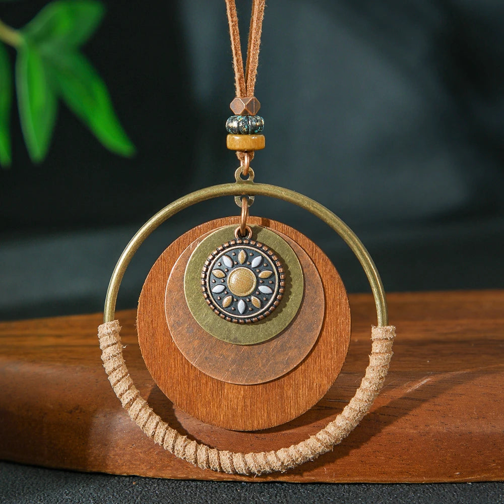 1 Pcs Women's Retro Boho Pendant Necklace Statement Large Circle Multi-layer Sweater Chain Daily Wear Commuting Party All-match