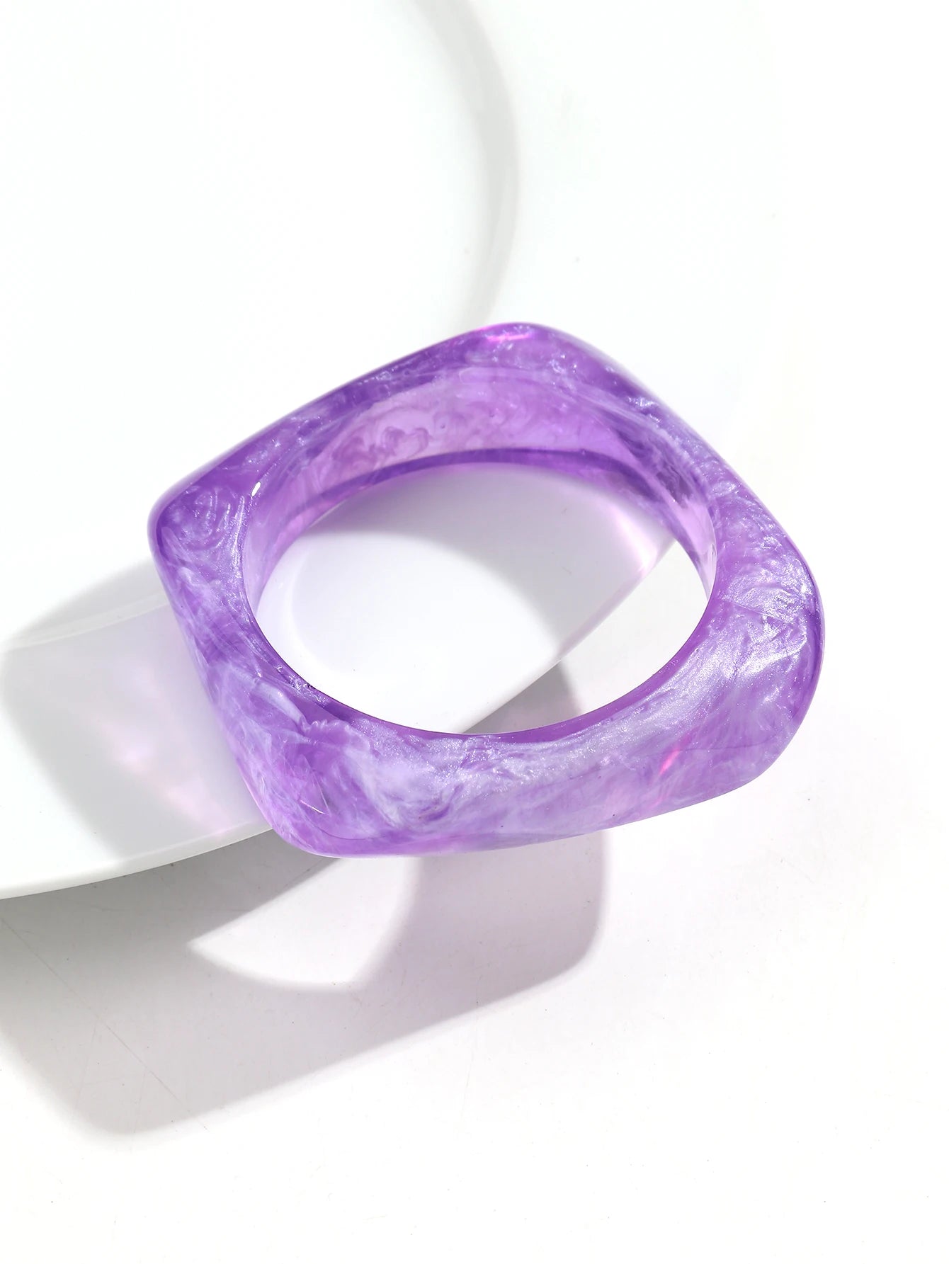Trendy Resin Purple Wide Geometric Chunky Bangles for Women Fashion Acrylic Beaded Bangle Bracelets Party Jewelry Gifts