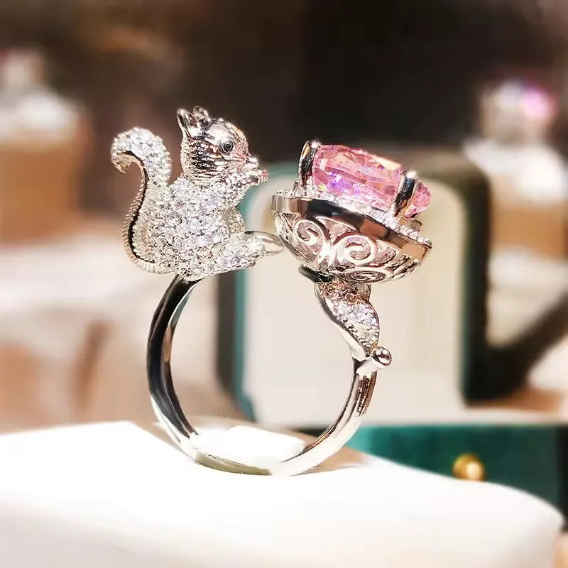 New Fashion Design Colorful 925 Sterling Silver Animal Ring for Women White Pink Cube Gemstone Ring Couple Engagement Rings