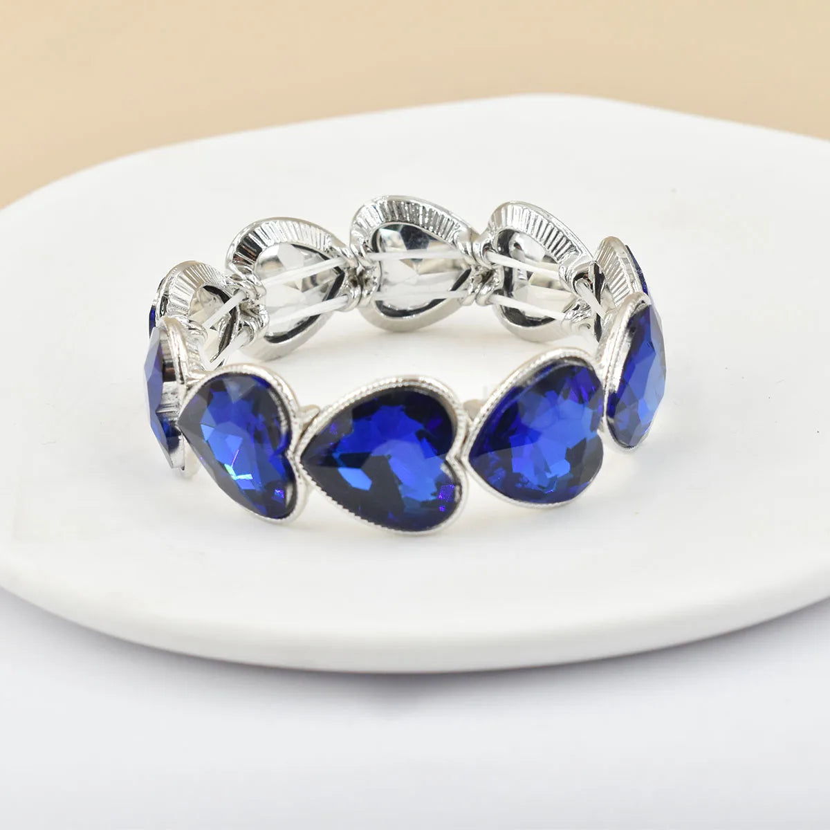 2026 New fashion crystal Women bracelet geometry thread red white blue charms elastic band heart shaped glass Atmospheric Love