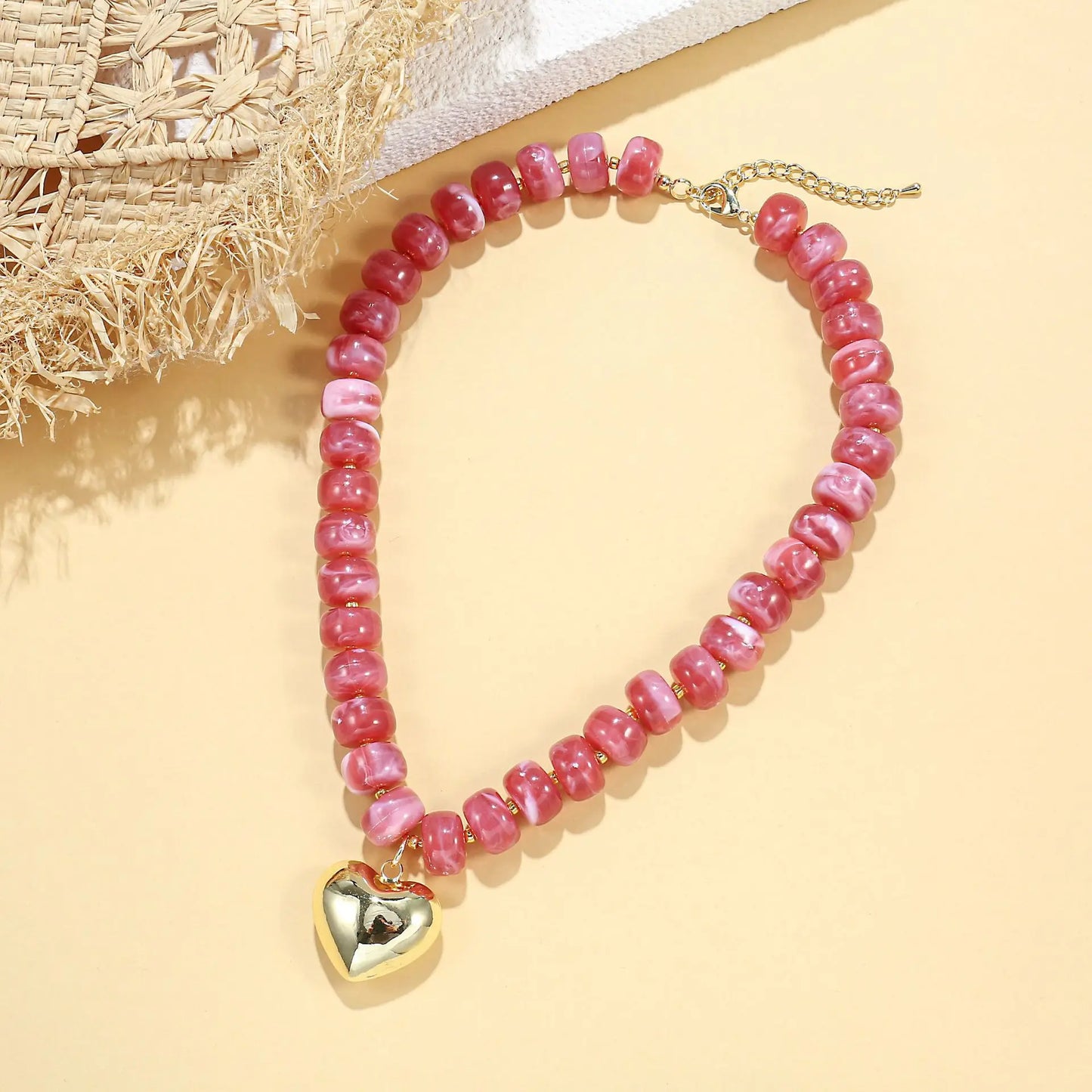 Fashion Colorful Acrylic Geometric Round Beads Heart Pendant Necklace Boho Love Heart Beaded Choker Necklaces Women Jewelry Gift