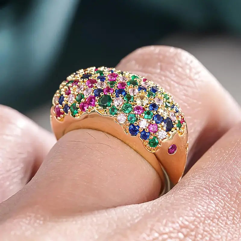 Huitan Sparkling Women Ring Gold Color Luxury Wedding Party Fashion Accessories Inlaid Shiny Colorful CZ Gorgeous Lady Jewelry