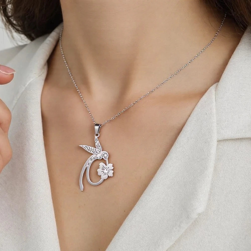 My Shape Hummingbird Flower Pendant Necklaces for Women  Bird Floral Stainless Steel Chain Choker Fashion Jewelry Gifts