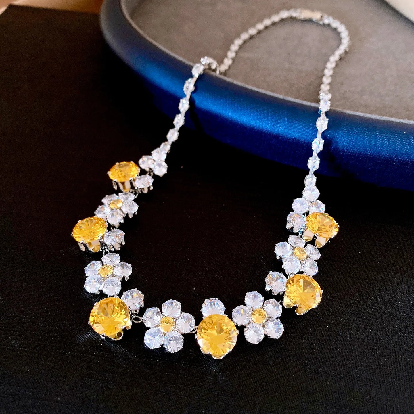 2 Pcs Reteo Flower Rhinestones Chokers Necklaces for Gathering Bling Color-block Dangle Earrings Banquet Anniversary Set H