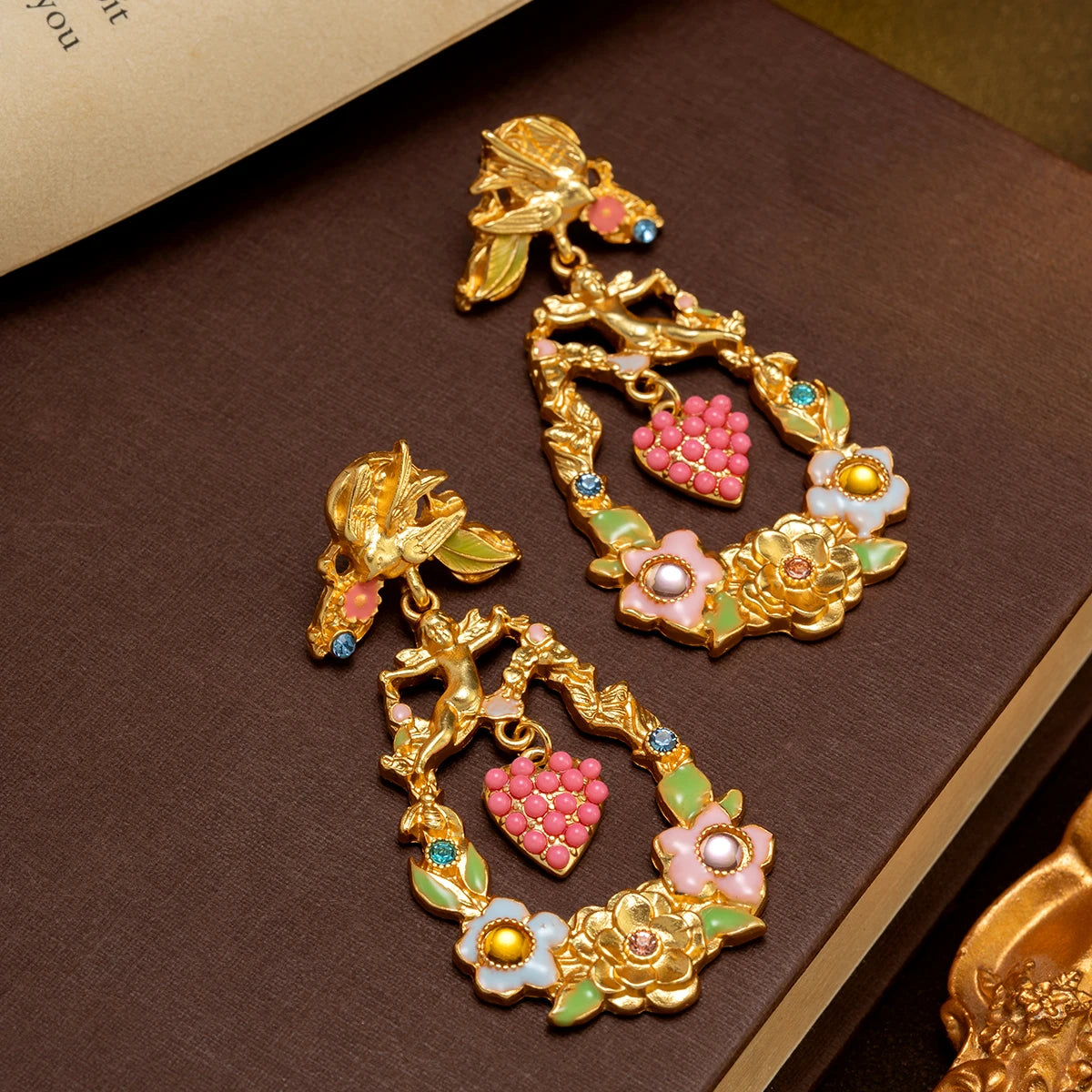 Vintage Baroque Angel Flower Earrings with Enamel and Antique Gold Heart Pendant, French Court Style Niche Earrings for Women