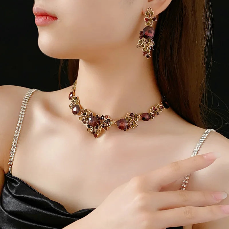 Unique Design Square Leaf Earrings Choker Nacklace for Women Light High-end Red Rhinestone Jewelry Sets Anniversary Gift H