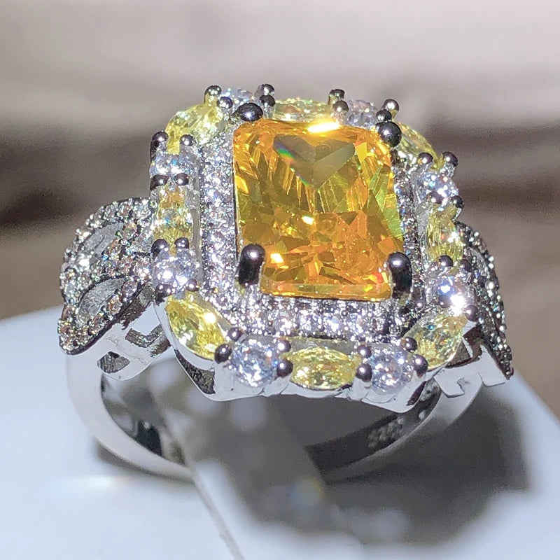 Gorgeous Square Yellow CZ Women Ring Bright Vintage Party Female Elegant Accessories High Quality Jewelry Wholesale