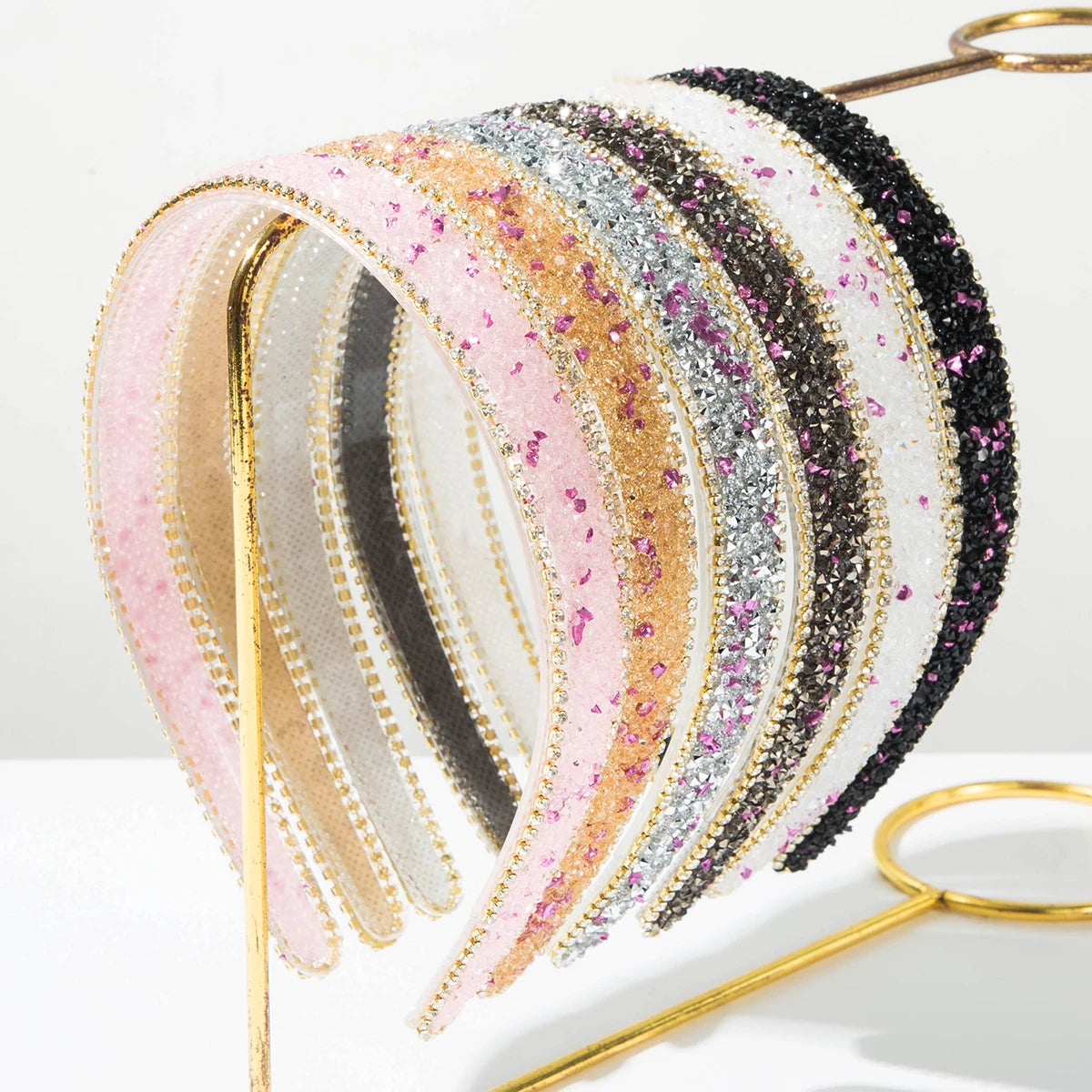 Cross Border New Retro Baroque Style Diamond Studded Anti Slip Teeth Fine Edged Headband Versatile Vacation Style Accessory